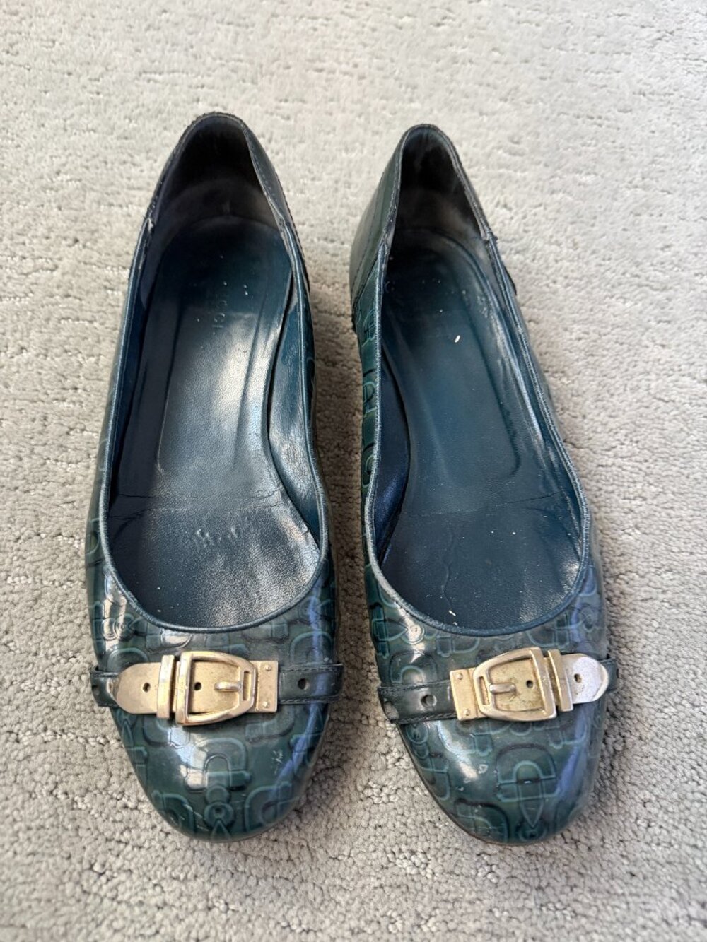 Gucci Logo Print Rounded Toe Flats – Women's Size 9.5 B | Silver Buckle